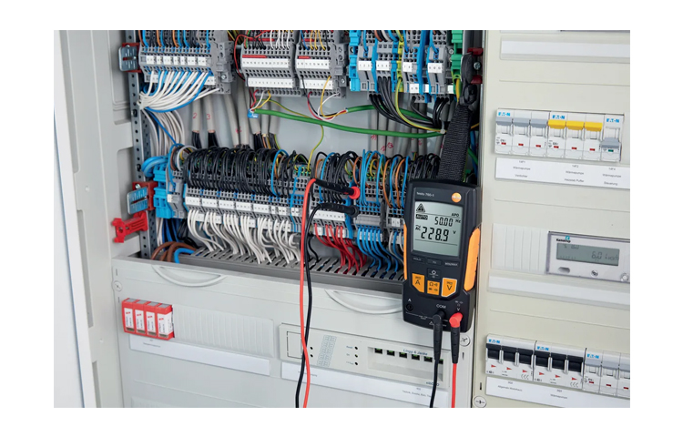 德國(guó)testo 760-1數(shù)顯萬(wàn)用表